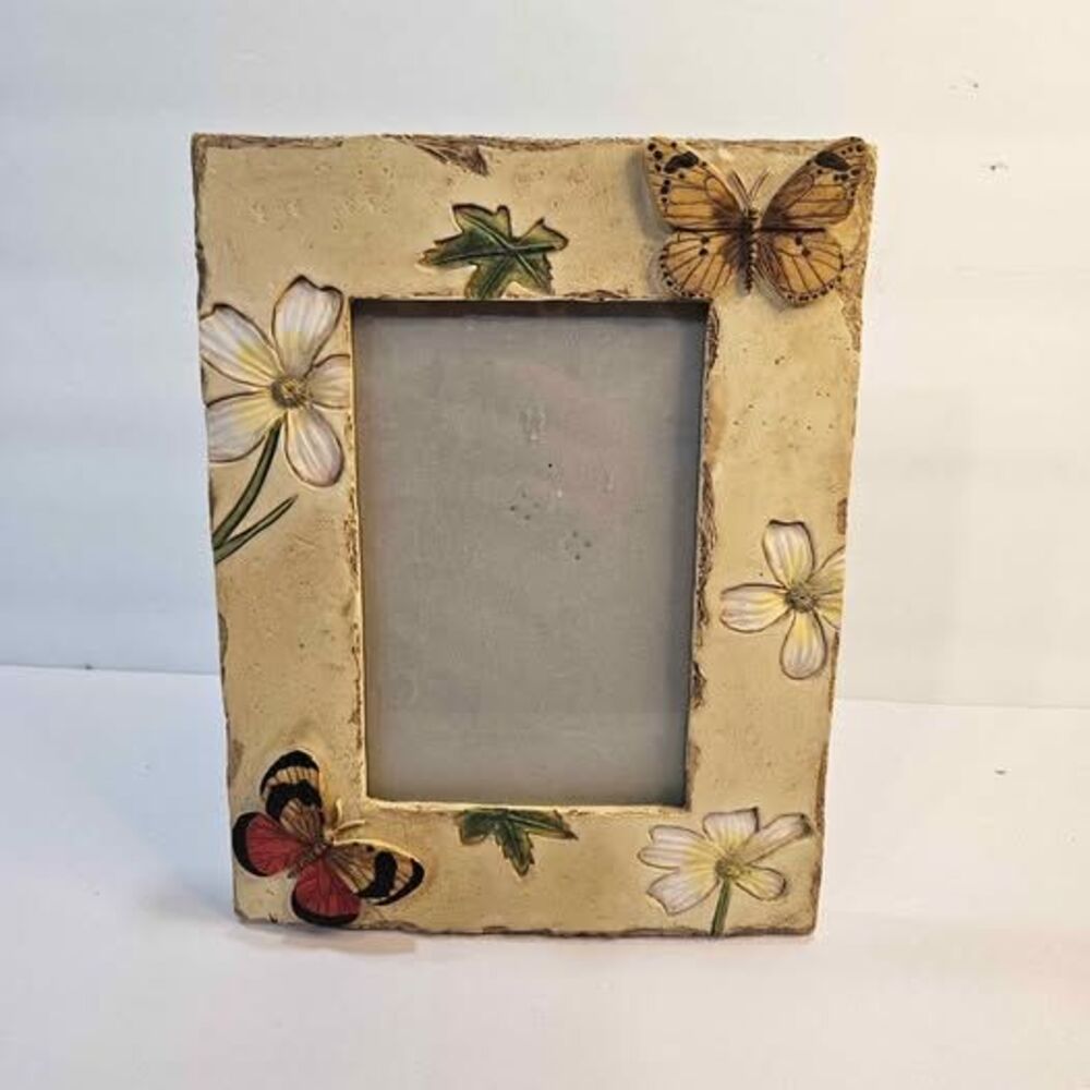 Butterfly and Floral Resin Picture Frame